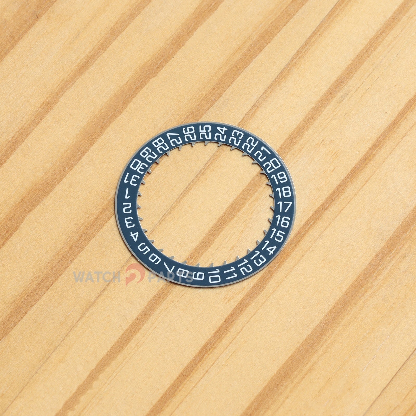 แผ่นดิสก์แสดงวันที่สำหรับนาฬิก - Audemars Piguet Watch Royal Oak บทวิจารณ์และราคา